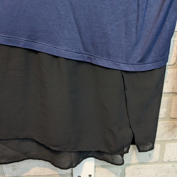 DKNY, NEW, shirt with sheer bottom, size XL, FINAL PRICE DROP 💧💧💧💧 - Picture 5 of 8